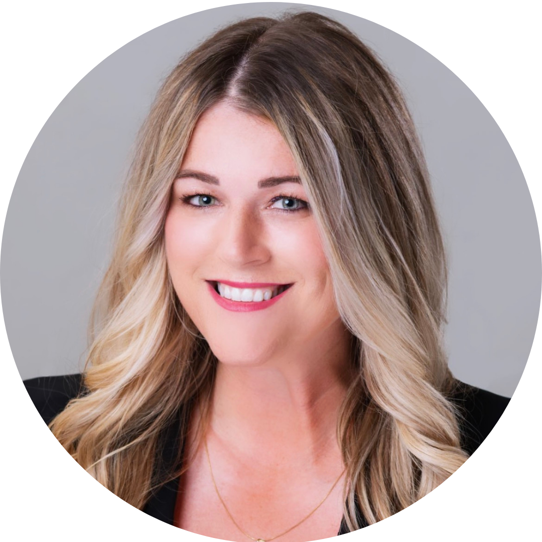 Karen Linhart headshot